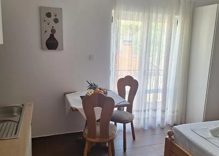 Lägenhet Dalmacija *
